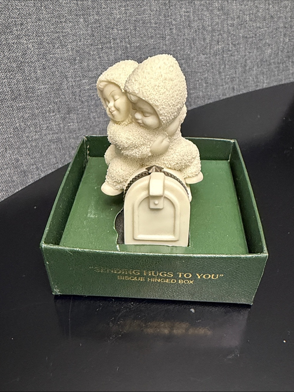 Snowbabies Bisque Hinged Box 'Sending Hugs To You' Figurine - Cream